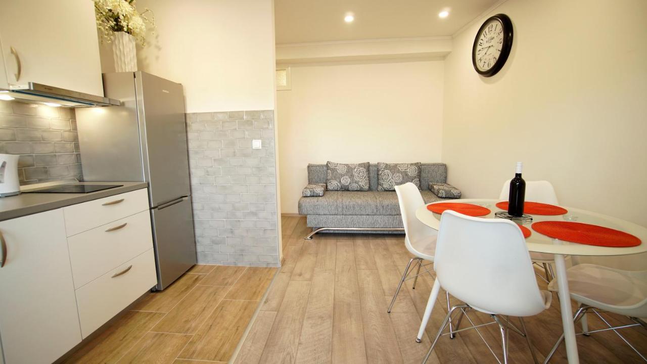 Apartment Caramela ニン エクステリア 写真